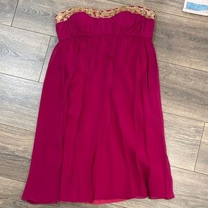 Elegant Fuscia Strapless Dress with Gold Accents